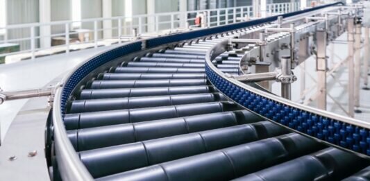 Clean conveyor: 5 benefits of conveyor belt maintenance