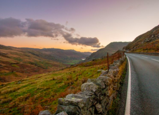 Top Ways to Truly Enjoy a Family Road Trip in the UK