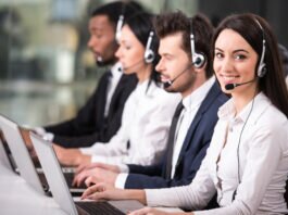 What are the advantages of hiring a call center?